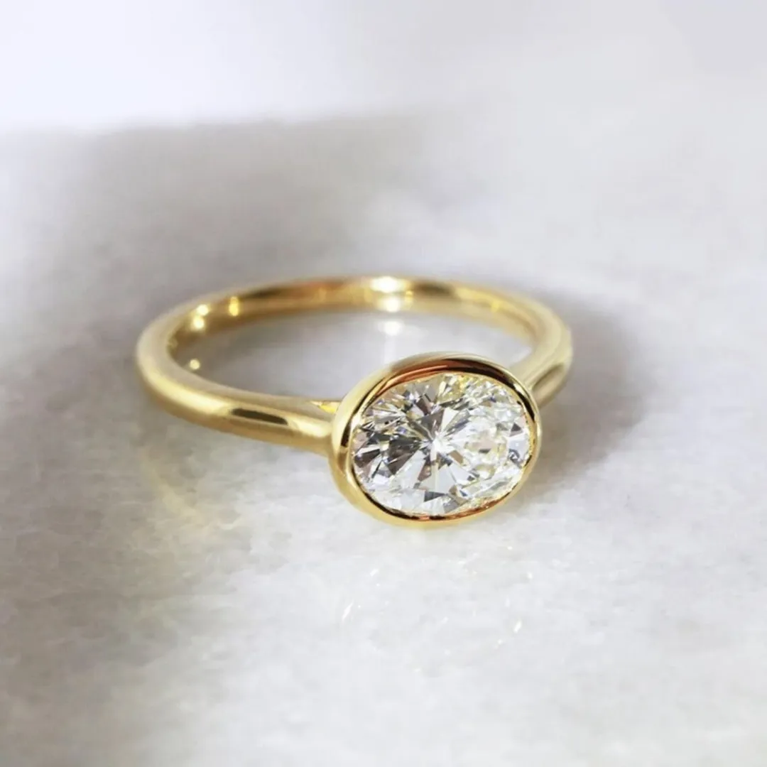 /public/photos/live/East West Oval Moissanite Engagement Ring 471 (3).webp